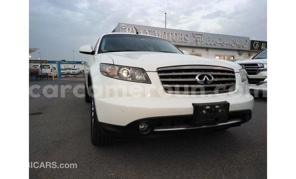 Acheter Import Voiture Infiniti FX Blanc à Import - Dubai, Adamawa