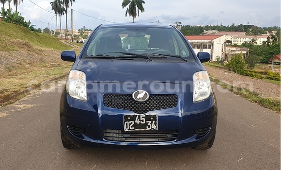 Acheter Import Voiture Toyota Yaris Bleu à Yaoundé, Central Cameroon Acheter Import Voiture Toyota Yaris Bleu à Yaoundé, Central Cameroon