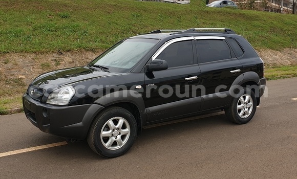 Sayi Imported Hyundai Tucson Black Mota in Yaounde a Babban Kamaru Sayi Imported Hyundai Tucson Black Mota in Yaounde a Babban Kamaru