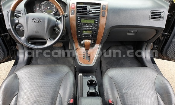 Sayi Imported Hyundai Tucson Black Mota in Yaounde a Babban Kamaru Sayi Imported Hyundai Tucson Black Mota in Yaounde a Babban Kamaru