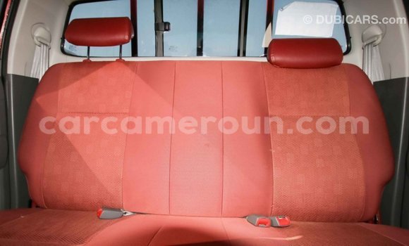 Acheter Import Voiture Toyota Hilux Rouge à Import - Dubai, Adamawa Acheter Import Voiture Toyota Hilux Rouge à Import - Dubai, Adamawa