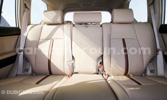 Acheter Import Voiture Toyota Prado Blanc à Import - Dubai, Adamawa Acheter Import Voiture Toyota Prado Blanc à Import - Dubai, Adamawa