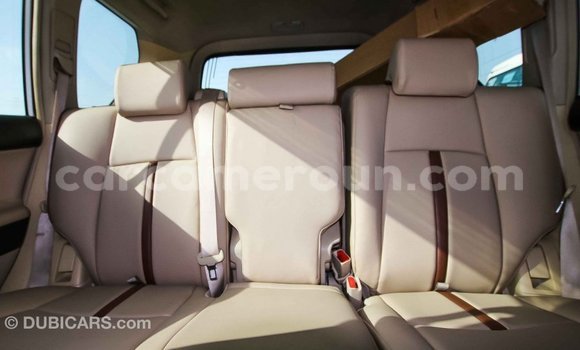 Acheter Import Voiture Toyota Prado Blanc à Import - Dubai, Adamawa Acheter Import Voiture Toyota Prado Blanc à Import - Dubai, Adamawa