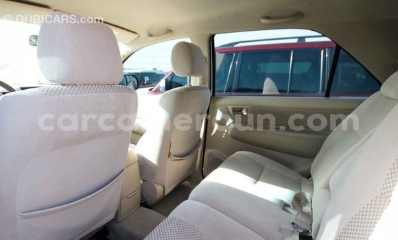 Acheter Import Voiture Toyota Fortuner Blanc à Import - Dubai, Adamawa Acheter Import Voiture Toyota Fortuner Blanc à Import - Dubai, Adamawa