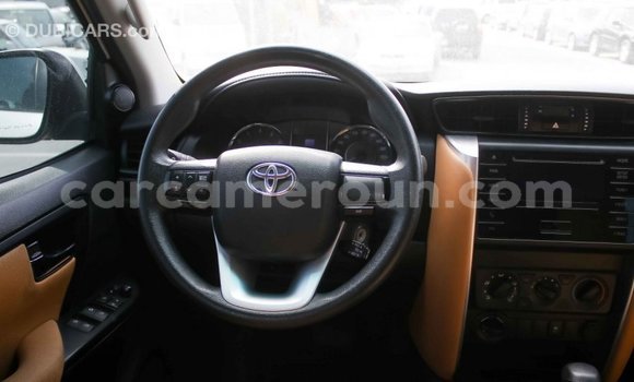 Acheter Import Voiture Toyota Fortuner Blanc à Import - Dubai, Adamawa Acheter Import Voiture Toyota Fortuner Blanc à Import - Dubai, Adamawa