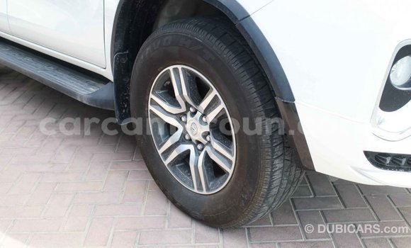 Acheter Import Voiture Toyota Fortuner Blanc à Import - Dubai, Adamawa Acheter Import Voiture Toyota Fortuner Blanc à Import - Dubai, Adamawa