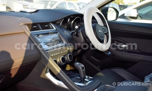 Acheter Import Voiture Jaguar E-Pace Rouge à Import - Dubai, Adamawa Acheter Import Voiture Jaguar E-Pace Rouge à Import - Dubai, Adamawa