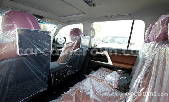 Acheter Import Voiture Toyota Land Cruiser Noir à Import - Dubai, Adamawa Acheter Import Voiture Toyota Land Cruiser Noir à Import - Dubai, Adamawa