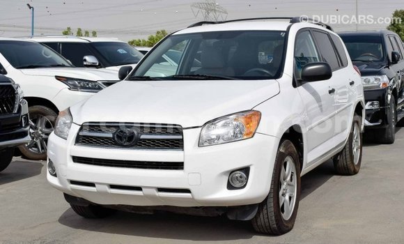 Buy Import Toyota 4Runner White Car in Import - Dubai in Adamawa Buy Import Toyota 4Runner White Car in Import - Dubai in Adamawa