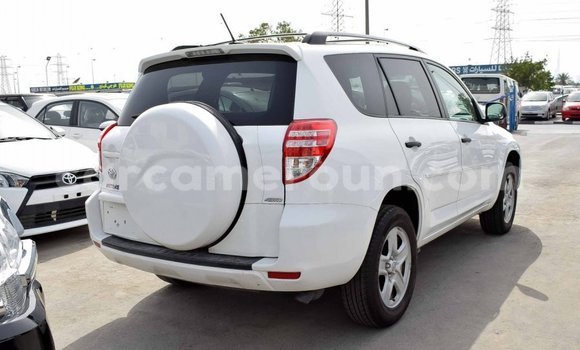 Buy Import Toyota 4Runner White Car in Import - Dubai in Adamawa Buy Import Toyota 4Runner White Car in Import - Dubai in Adamawa