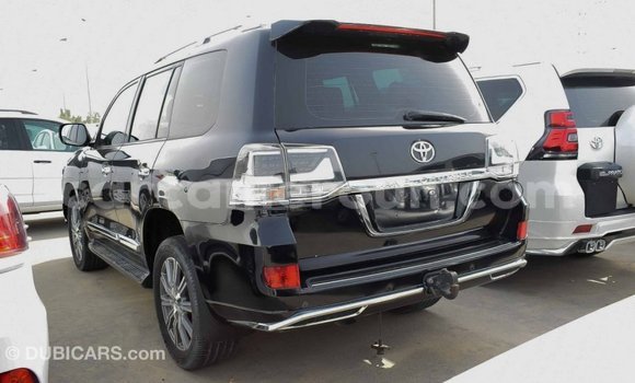 Acheter Import Voiture Toyota Land Cruiser Noir à Import - Dubai, Adamawa Acheter Import Voiture Toyota Land Cruiser Noir à Import - Dubai, Adamawa