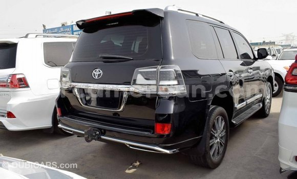 Acheter Import Voiture Toyota Land Cruiser Noir à Import - Dubai, Adamawa Acheter Import Voiture Toyota Land Cruiser Noir à Import - Dubai, Adamawa