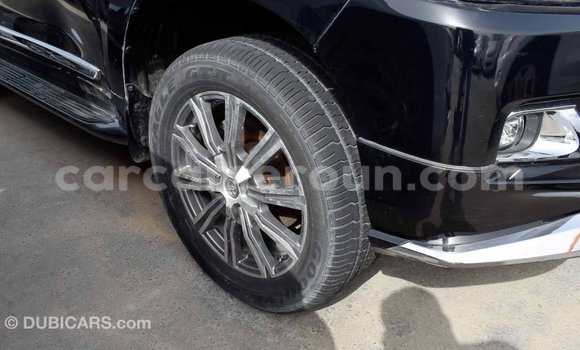 Acheter Import Voiture Toyota Land Cruiser Noir à Import - Dubai, Adamawa Acheter Import Voiture Toyota Land Cruiser Noir à Import - Dubai, Adamawa