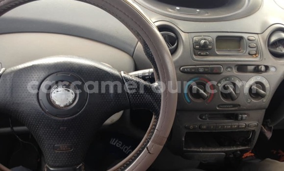 Sayi Na hannu Toyota Vitz Sauran Mota in Douala a Ƙasar Kamaru Sayi Na hannu Toyota Vitz Sauran Mota in Douala a Ƙasar Kamaru