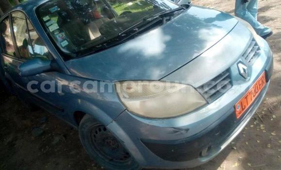 Sayi Na hannu Renault Scenic Blue Mota in Douala a Ƙasar Kamaru Sayi Na hannu Renault Scenic Blue Mota in Douala a Ƙasar Kamaru