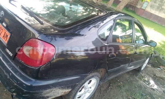 Sayi Na hannu Toyota Avensis Black Mota in Douala a Ƙasar Kamaru Sayi Na hannu Toyota Avensis Black Mota in Douala a Ƙasar Kamaru