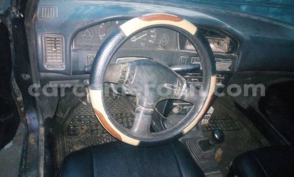 Sayi Na hannu Toyota Corolla Sauran Mota in Douala a Ƙasar Kamaru Sayi Na hannu Toyota Corolla Sauran Mota in Douala a Ƙasar Kamaru
