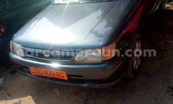 Sayi Na hannu Toyota Starlet Blue Mota in Douala a Ƙasar Kamaru Sayi Na hannu Toyota Starlet Blue Mota in Douala a Ƙasar Kamaru