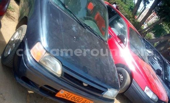 Sayi Na hannu Toyota Starlet Blue Mota in Douala a Ƙasar Kamaru Sayi Na hannu Toyota Starlet Blue Mota in Douala a Ƙasar Kamaru