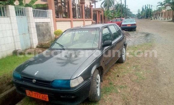 Sayi Na hannu Toyota Corolla Sauran Mota in Douala a Ƙasar Kamaru Sayi Na hannu Toyota Corolla Sauran Mota in Douala a Ƙasar Kamaru