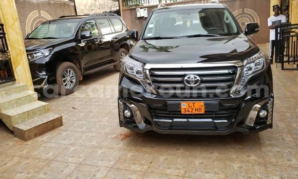 Acheter Occasion Voiture Toyota Land Cruiser Prado Noir à Yaoundé, Central Cameroon Acheter Occasion Voiture Toyota Land Cruiser Prado Noir à Yaoundé, Central Cameroon