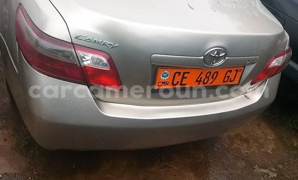 Acheter Occasion Voiture Toyota Camry Gris à Yaoundé, Central Cameroon Acheter Occasion Voiture Toyota Camry Gris à Yaoundé, Central Cameroon
