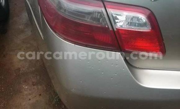 Acheter Occasion Voiture Toyota Camry Gris à Yaoundé, Central Cameroon Acheter Occasion Voiture Toyota Camry Gris à Yaoundé, Central Cameroon