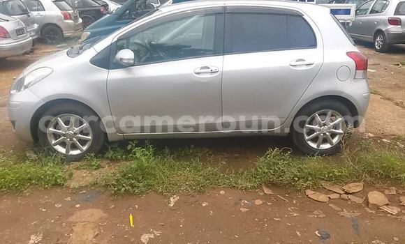 Acheter Occasion Voiture Toyota Yaris Gris à Yaoundé, Central Cameroon Acheter Occasion Voiture Toyota Yaris Gris à Yaoundé, Central Cameroon