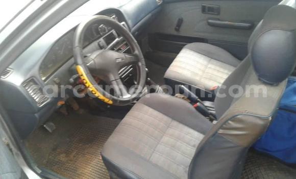 Acheter Occasion Voiture Toyota Corolla Gris à Yaoundé, Central Cameroon Acheter Occasion Voiture Toyota Corolla Gris à Yaoundé, Central Cameroon