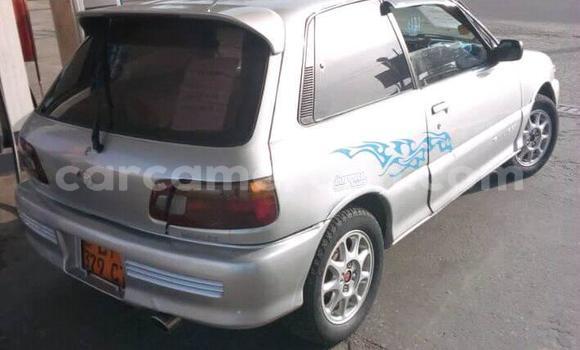 Acheter Occasion Voiture Toyota Starlet Gris à Douala, Littoral Cameroon Acheter Occasion Voiture Toyota Starlet Gris à Douala, Littoral Cameroon