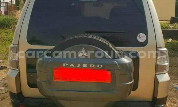Acheter Occasion Voiture Mitsubishi Pajero Beige à Douala, Littoral Cameroon Acheter Occasion Voiture Mitsubishi Pajero Beige à Douala, Littoral Cameroon