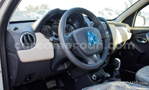 Acheter Import Voiture Renault Duster Blanc à Import - Dubai, Adamawa Acheter Import Voiture Renault Duster Blanc à Import - Dubai, Adamawa
