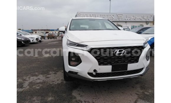 Acheter Import Voiture Hyundai Santa Fe Blanc à Import - Dubai, Adamawa Acheter Import Voiture Hyundai Santa Fe Blanc à Import - Dubai, Adamawa