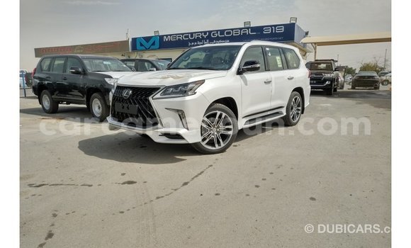 Sayi Imported Lexus LX White Mota in Import - Dubai a Adamawa Sayi Imported Lexus LX White Mota in Import - Dubai a Adamawa