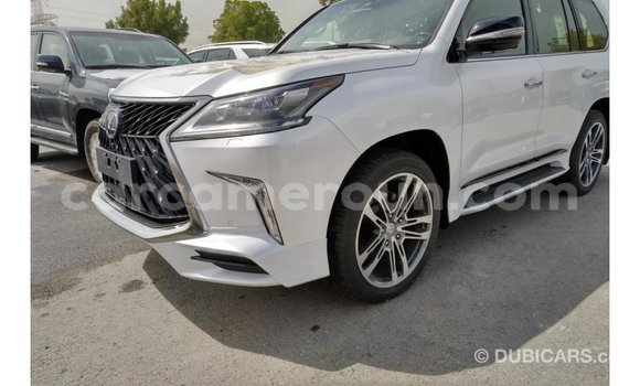Sayi Imported Lexus LX White Mota in Import - Dubai a Adamawa Sayi Imported Lexus LX White Mota in Import - Dubai a Adamawa