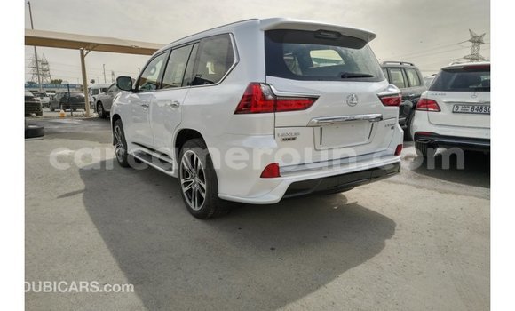 Sayi Imported Lexus LX White Mota in Import - Dubai a Adamawa Sayi Imported Lexus LX White Mota in Import - Dubai a Adamawa