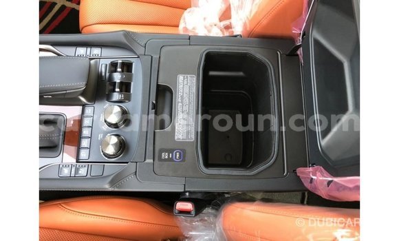 Sayi Imported Lexus LX White Mota in Import - Dubai a Adamawa Sayi Imported Lexus LX White Mota in Import - Dubai a Adamawa