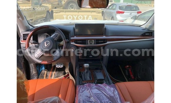 Sayi Imported Lexus LX White Mota in Import - Dubai a Adamawa Sayi Imported Lexus LX White Mota in Import - Dubai a Adamawa