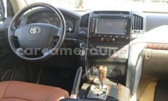 Buy Used Toyota Land Cruiser Beige Car in Douala in Littoral Cameroon Buy Used Toyota Land Cruiser Beige Car in Douala in Littoral Cameroon