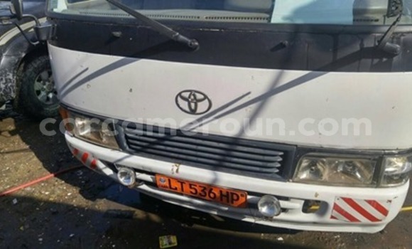 Buy Used Toyota Hiace White Car in Douala in Littoral Cameroon Buy Used Toyota Hiace White Car in Douala in Littoral Cameroon