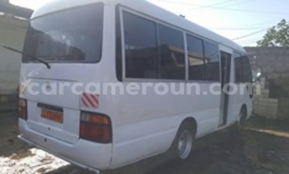 Buy Used Toyota Hiace White Car in Douala in Littoral Cameroon Buy Used Toyota Hiace White Car in Douala in Littoral Cameroon