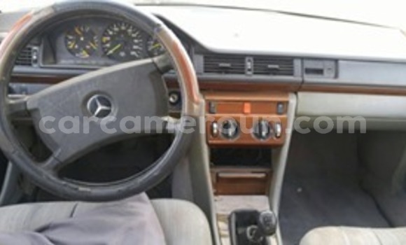 Buy Used Mercedes‒Benz 190 White Car in Douala in Littoral Cameroon Buy Used Mercedes‒Benz 190 White Car in Douala in Littoral Cameroon