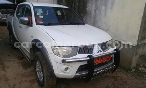 Buy Used Mitsubishi L200 White Car in Douala in Littoral Cameroon Buy Used Mitsubishi L200 White Car in Douala in Littoral Cameroon