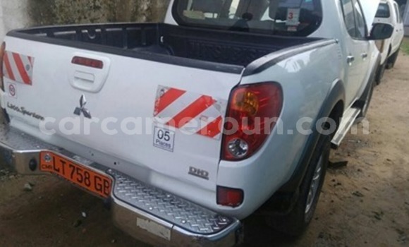 Buy Used Mitsubishi L200 White Car in Douala in Littoral Cameroon Buy Used Mitsubishi L200 White Car in Douala in Littoral Cameroon