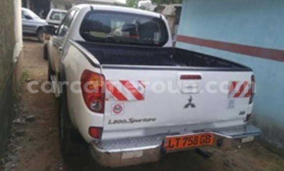 Buy Used Mitsubishi L200 White Car in Douala in Littoral Cameroon Buy Used Mitsubishi L200 White Car in Douala in Littoral Cameroon