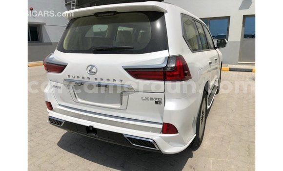 Acheter Import Voiture Lexus LX Blanc à Import - Dubai, Adamawa Acheter Import Voiture Lexus LX Blanc à Import - Dubai, Adamawa