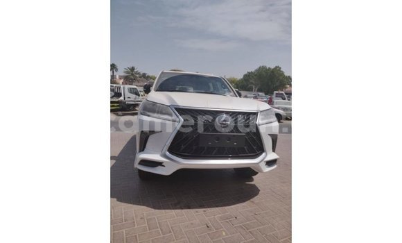 Sayi Imported Lexus LX White Mota in Import - Dubai a Adamawa Sayi Imported Lexus LX White Mota in Import - Dubai a Adamawa
