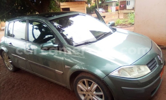 Acheter Occasion Voiture Renault Megane Vert à Yaoundé, Central Cameroon Acheter Occasion Voiture Renault Megane Vert à Yaoundé, Central Cameroon