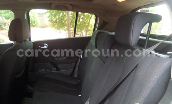 Acheter Occasion Voiture Renault Megane Vert à Yaoundé, Central Cameroon Acheter Occasion Voiture Renault Megane Vert à Yaoundé, Central Cameroon