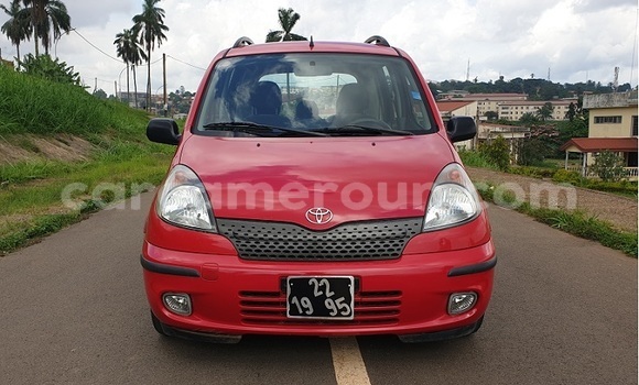 Acheter Import Voiture Toyota Yaris Verso Rouge à Yaoundé, Central Cameroon Acheter Import Voiture Toyota Yaris Verso Rouge à Yaoundé, Central Cameroon